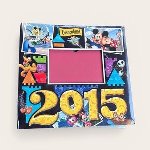 Disneyland Resort scrapbook memory album keeper from 2015 new collectible vacay